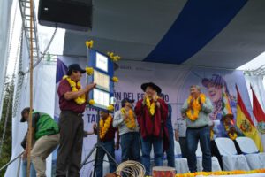 Proyecto de electrificación en Tarija beneficia a 283 familias