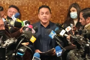Denuncian que ministros eludieron peticiones de informe
