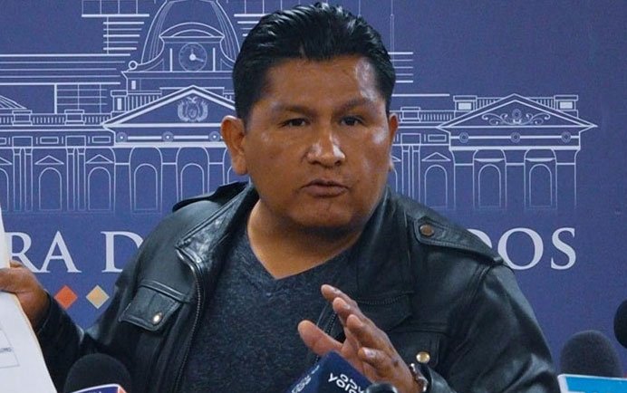 Ley 304 redes sociales impulsada por el diputado Huanca