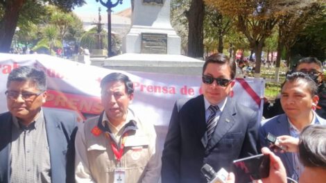 Ley 305 y el rechazo de periodistas orureños