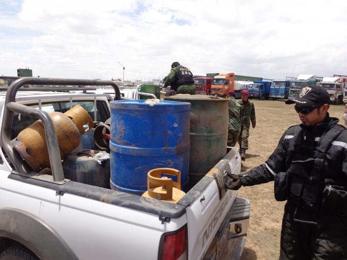 Control del contrabando de combustible en Bolivia