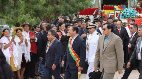 Aniversario de Tarija con desfile y promesa de inversión por Luis Arce