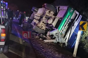 Accidente de bus en Potosí dejó un muerto y diez heridos