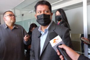 Senador Flores expresa preocupación sobre elecciones judiciales