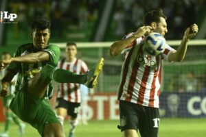 Oriente Petrolero necesita ganar tras la derrota ante Estudiantes