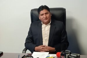 Andrés Flores del MAS acusa a Evo de dañar la imagen del Gobierno