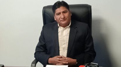 Andrés Flores del MAS acusa a Evo de dañar la imagen del Gobierno