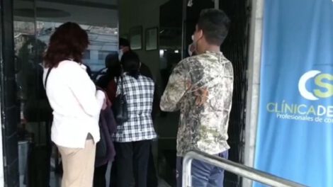 Cadetes accidentados en terapia intensiva tras el salto de la muerte