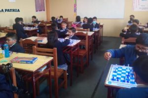 Estudiantes del colegio Filadelfia en la Olimpiada de Ajedrez