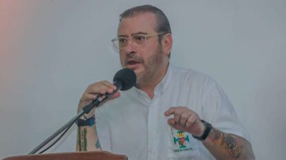 Rómulo Calvo en la audiencia por el caso wiphala