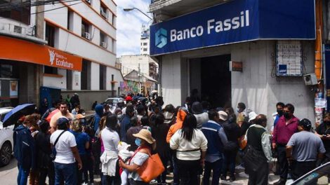 Panorama de las afueras de Banco Fassil