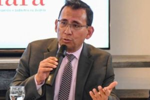 Incremento salarial y su impacto en la economía boliviana
