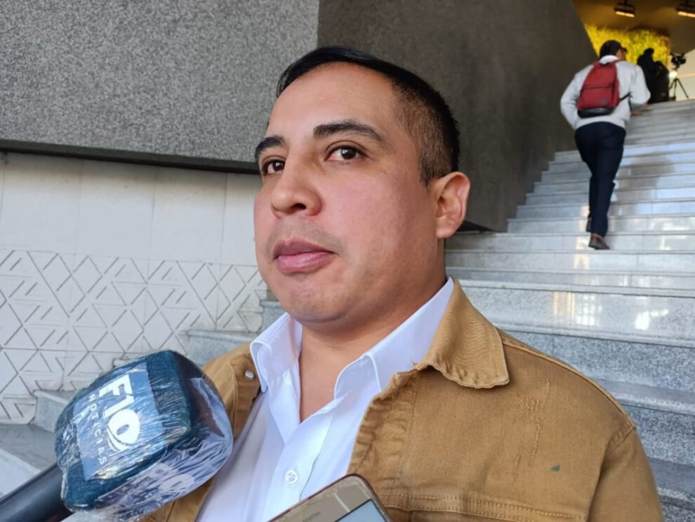 Ley del Oro y advertencia de Alberto Astorga sobre diputados tránsfugas