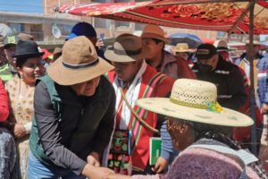 Feria Anual Productiva Socamani con la presencia del alcalde Wilcarani