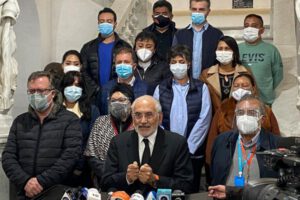 Ley del Oro y votación de Comunidad Ciudadana liderada por Carlos Mesa