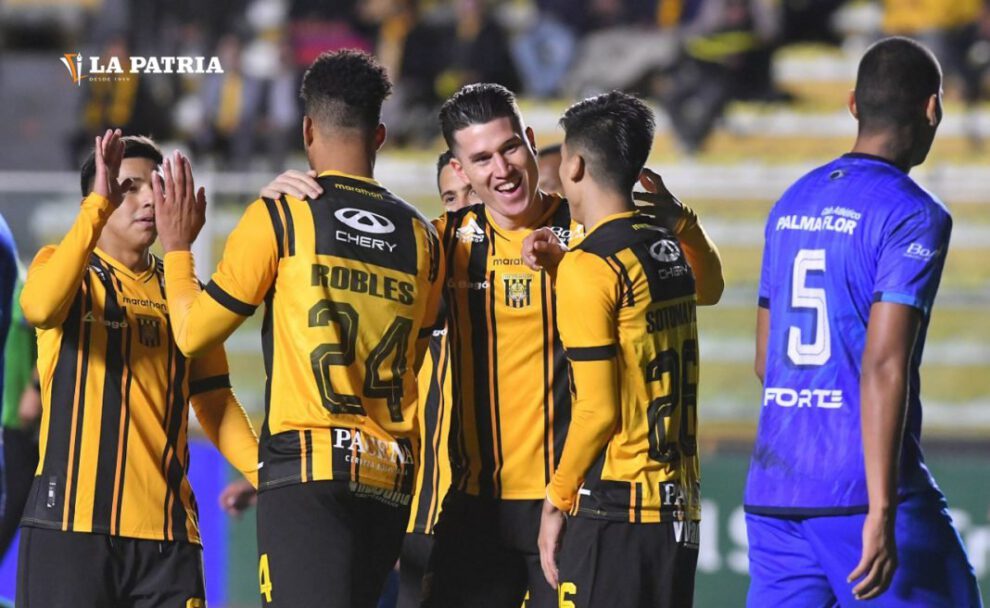 Copa División Profesional con el triunfo de The Strongest y FC Universitario