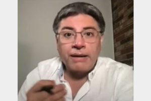 Jerjes Justiniano ratifica que no volverá a Bolivia