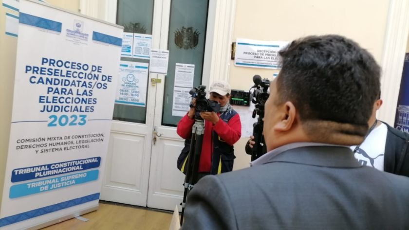 Suspensión de convocatoria judicial por el Tribunal Constitucional Plurinacional
