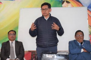 Prevención de bullying en colegios por el ministro de Educación, Edgar Pary