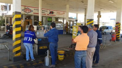 Contrabando de combustible en Santa Cruz