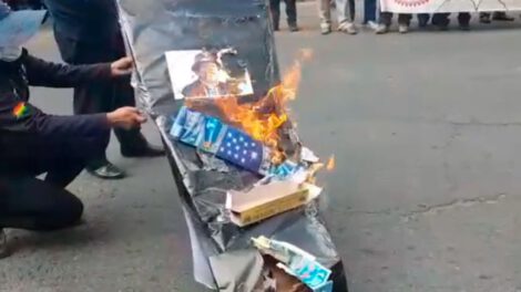 Protesta en Sucre por el incremento salarial