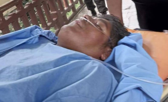 César Apaza en situación de salud deteriorada