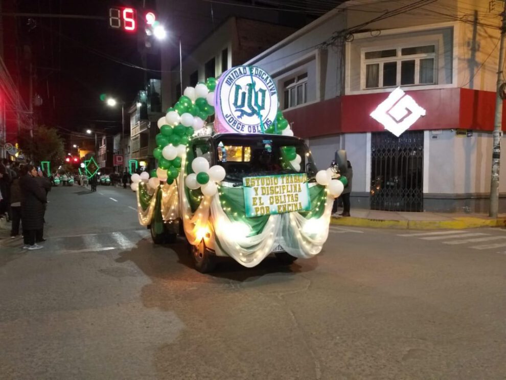 Unidad Educativa Jorge Oblitas celebra su 98 aniversario