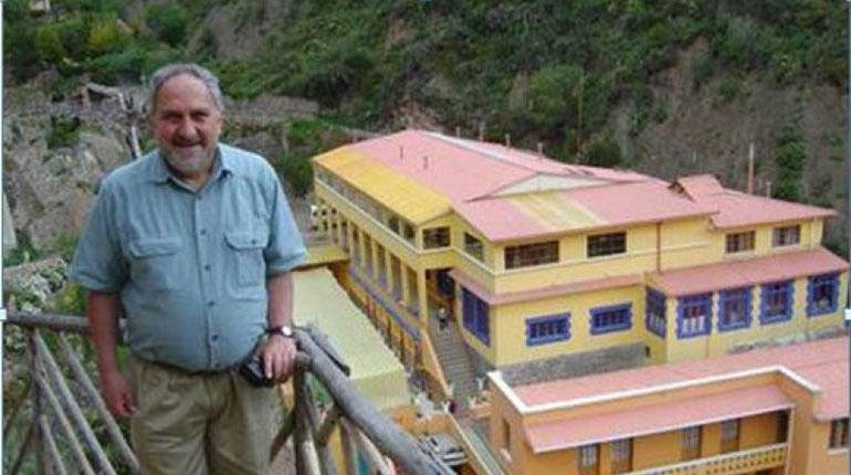 Denuncia sacerdote pederasta Alfonso Pedrajas