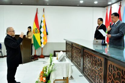 Nuevo Fiscal Departamental del Beni posesionado por Juan Lanchipa Ponce