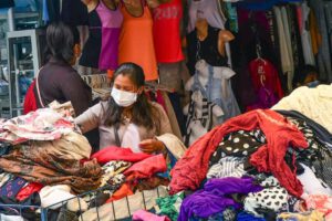 Venta de ropa usada