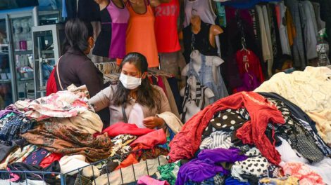 Venta de ropa usada