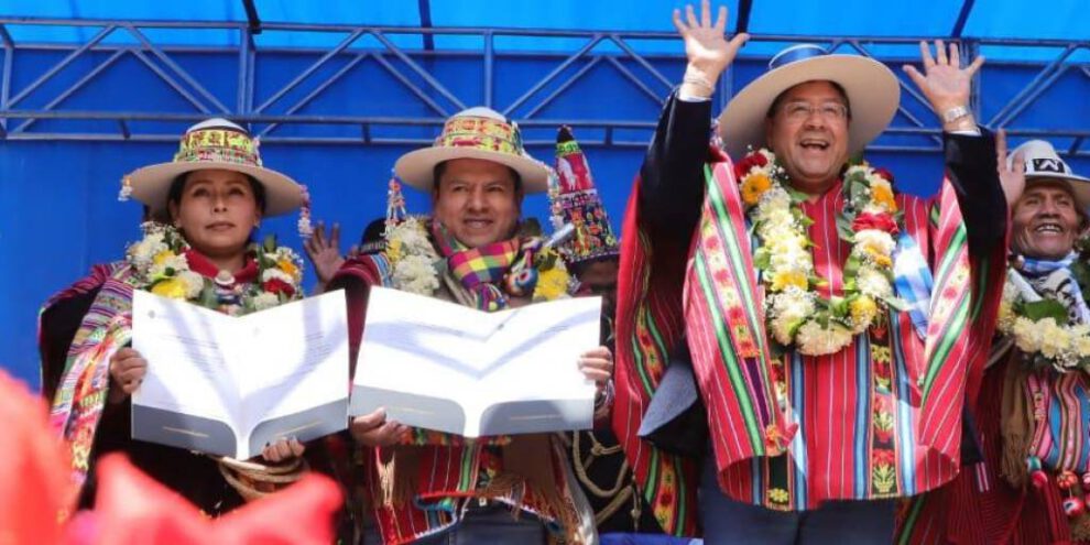 Vehículo robado en Chile entregado al Conamaq