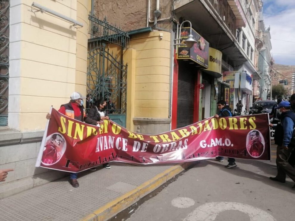 paro de trabajadores Avance de Obras en Oruro