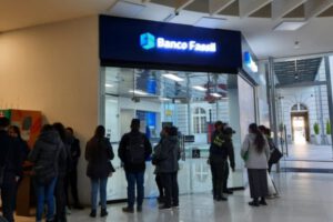 Créditos millonarios Banco Fassil
