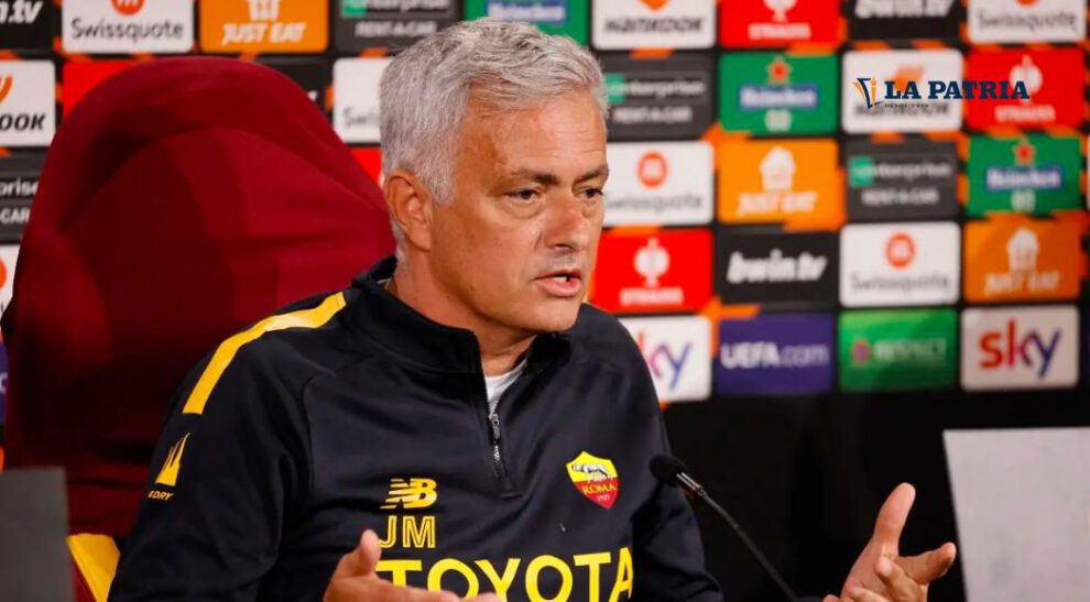José Mourinho desmiente algún acercamiento con el PSG