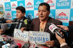 Ley de radicatoria El Alto para vehículos de servicio público