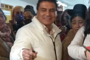 Denuncia desestimada contra gobernador Vedia y Mamani