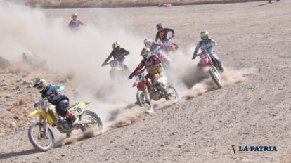 Primera prueba departamental de motociclismo en Capachos