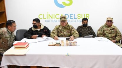 Atención médica de cadetes accidentados en La Paz