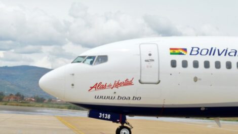 BoA en crisis: Pasajeros esperan más de 3 horas por vuelo retrasado