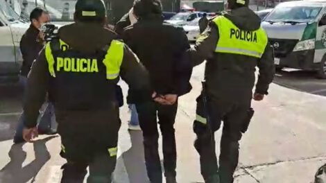 Aprehenden a joven por toques impúdicos en el transporte público