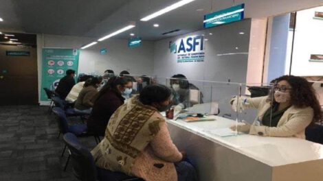 Devolución de depósitos en dólares por la ASFI