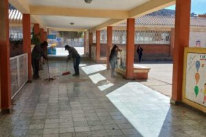 Limpieza Colegio La Salle para su aniversario