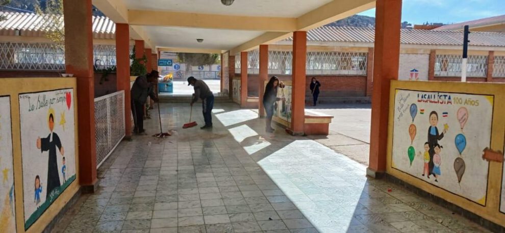 Limpieza Colegio La Salle para su aniversario