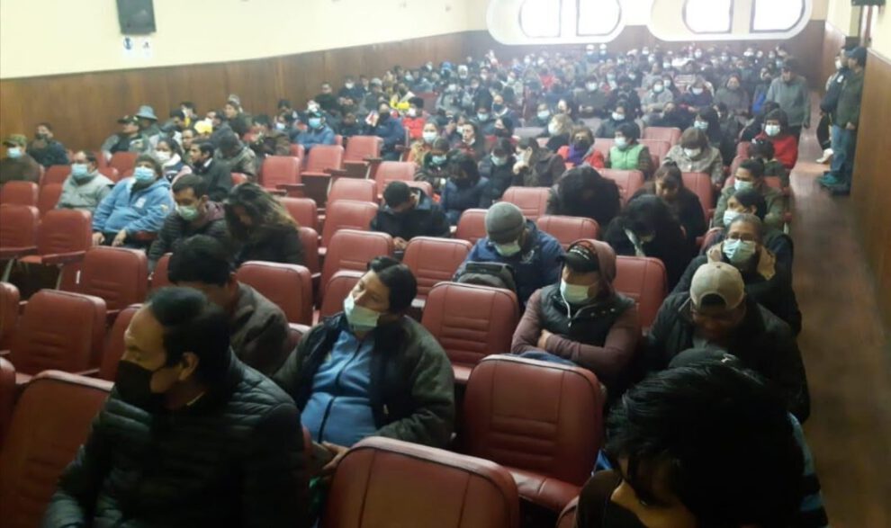 paro escalonado UTO en demanda de incremento salarial