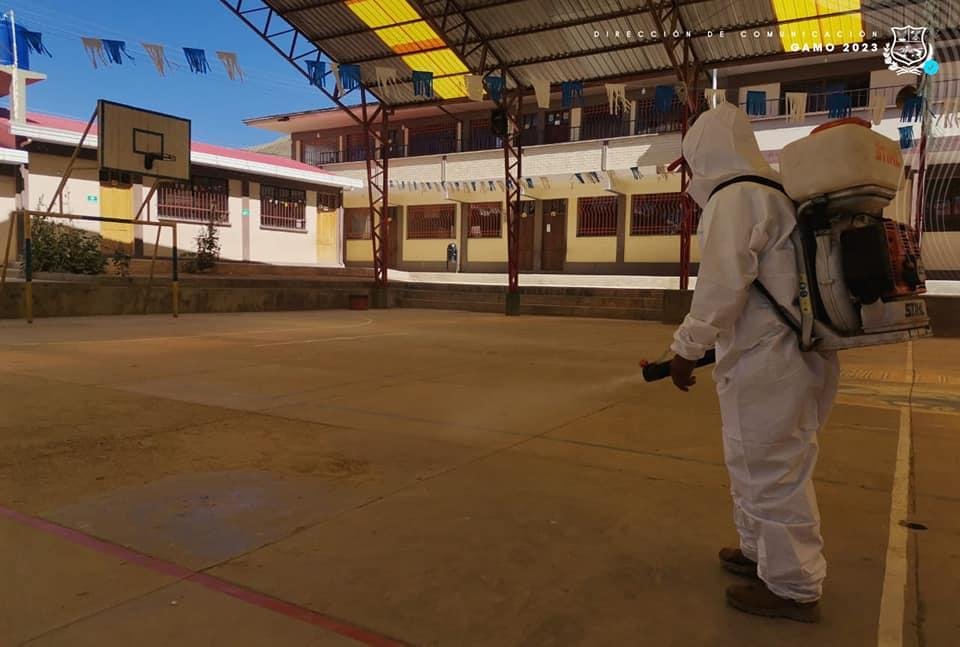 Fumigación en unidades educativas para prevenir infecciones respiratorias