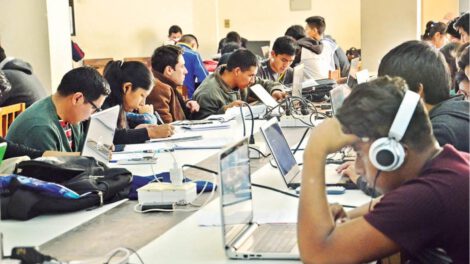 Bolivia está rezagada en preparación para Inteligencia Artificial