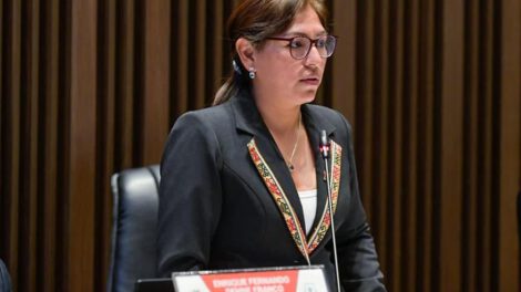 Créditos aprobados para Oruro defendidos por la senadora Laura Lujan