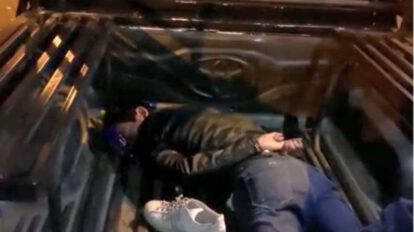 Persecución policial termina en tragedia: niño resulta herido por bala perdida