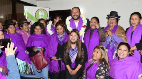 Línea Lila: un transporte seguro y sin acoso para mujeres en La Paz